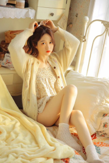母によく似ている中に是什么意思